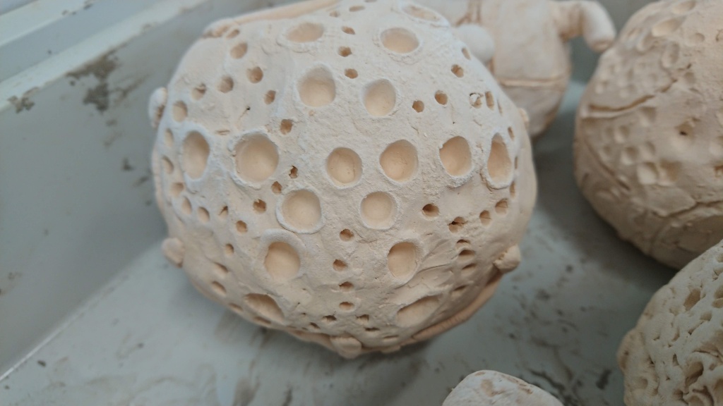 KS3 Easy Clay Project: Textured Vessels – The Art Teacher