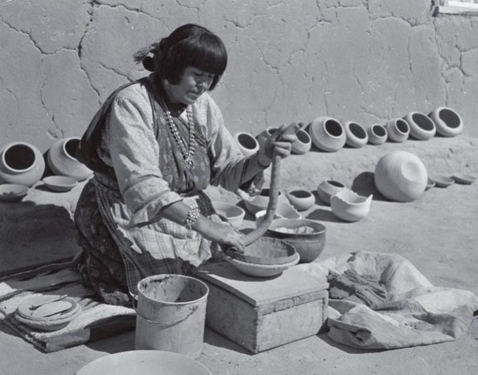 Pueblo pottery art